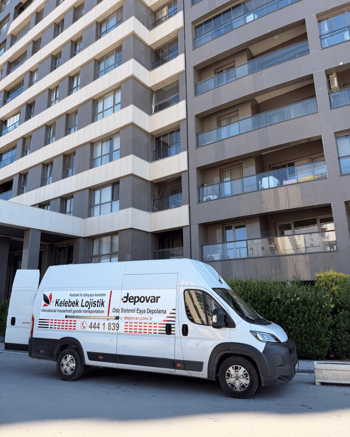 İçerenköy ve Kayışdağı dar sokakları için adresten ambalajlı toplama